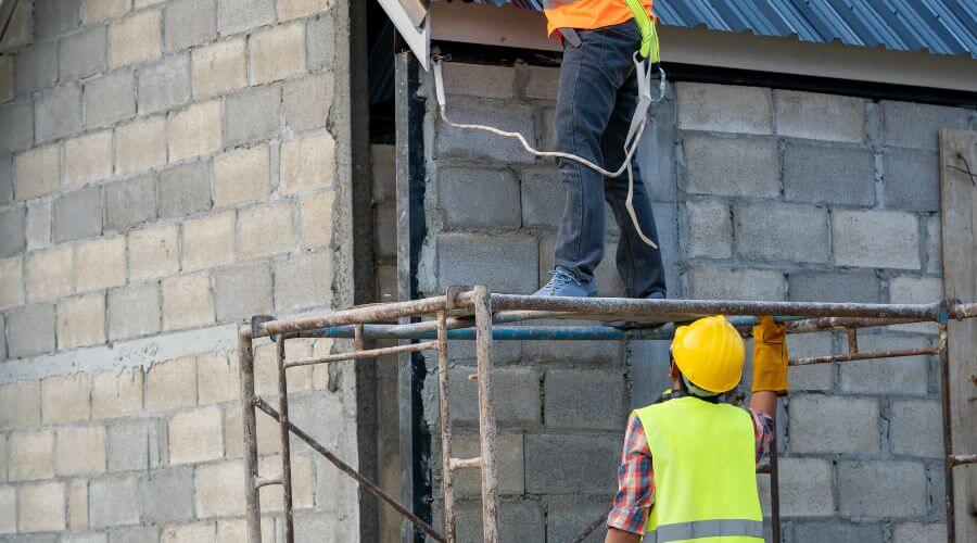 Professional residential roofers in East Meadow, NY